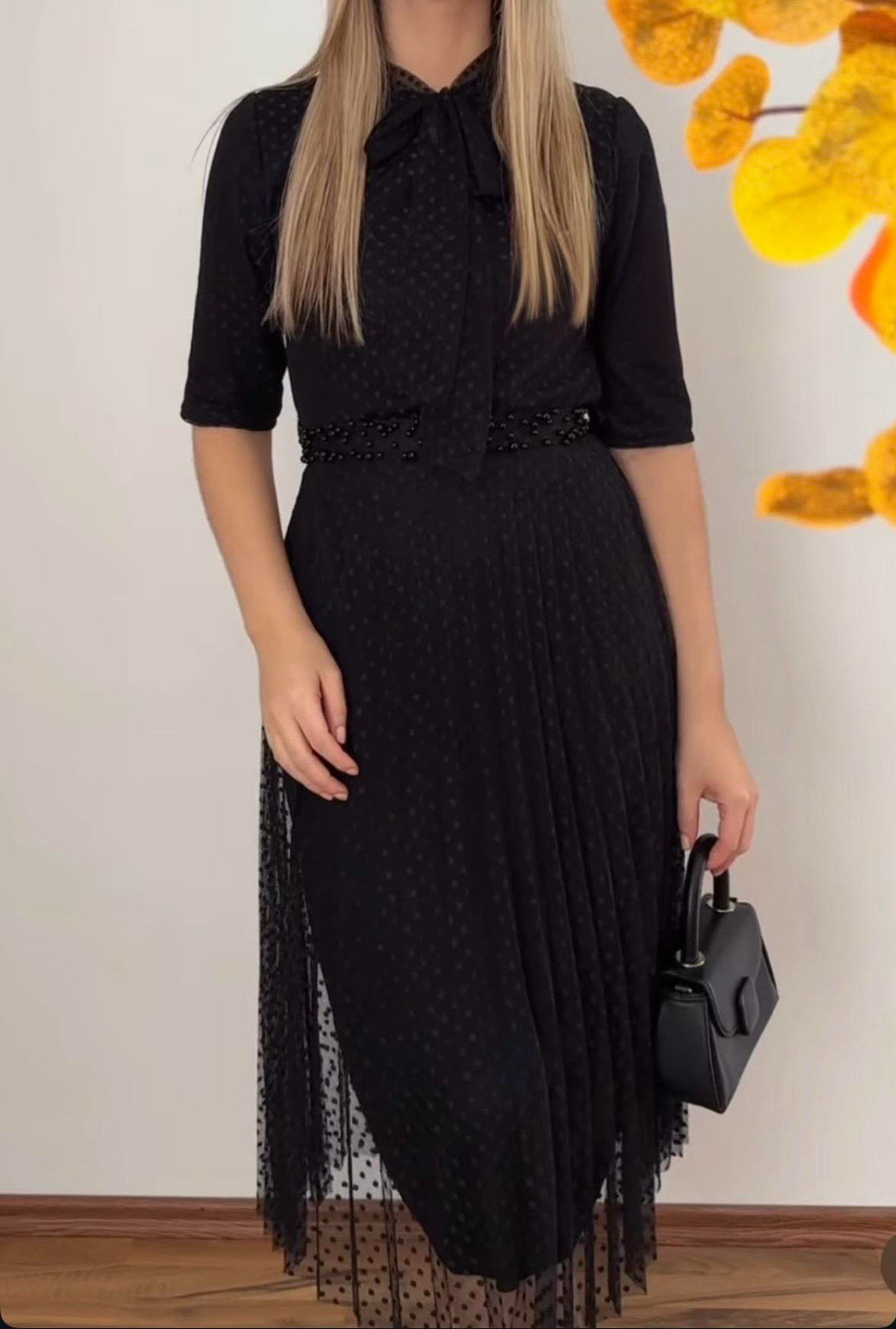 Rochie midi plisata din tulle