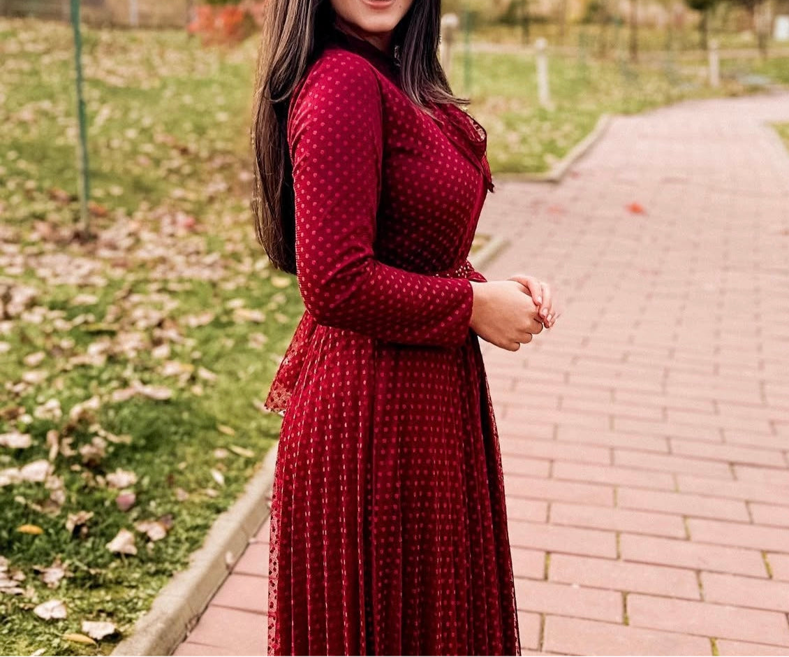 Rochie din tull vișinie